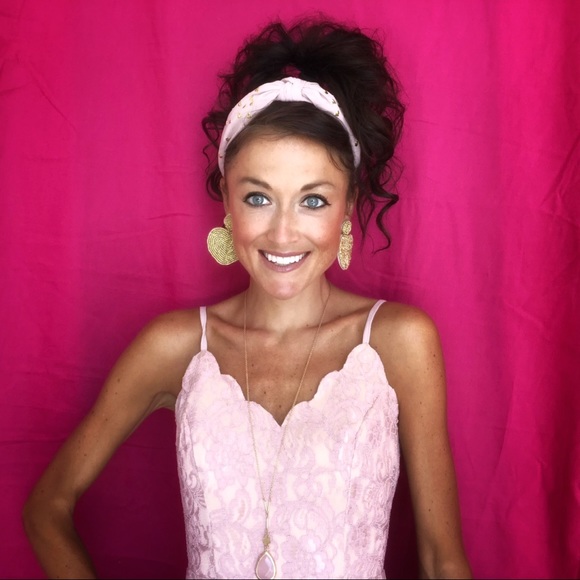 🦄 3/$25 Pastel Pink & Gold Teardrop Necklace - Picture 2 of 6